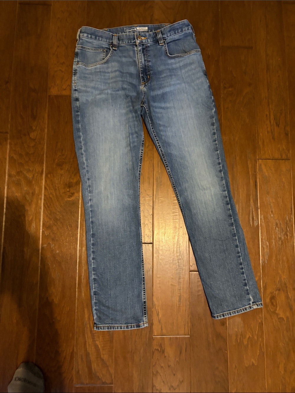 Hard working Jeans CLICK HERE for Carhartt